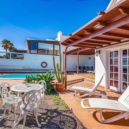 Villa Тіас Екстер'єр фото